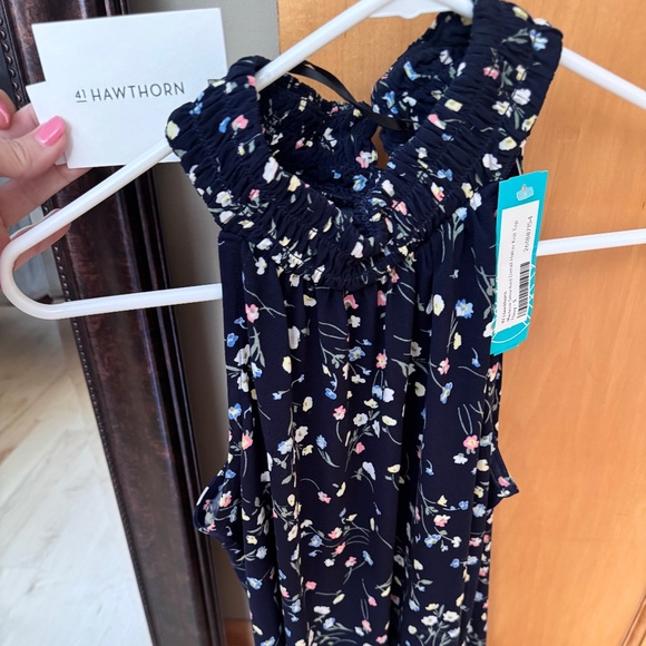 Floral Sleeveless Top - Picture 1 of 2